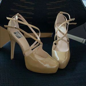 Dolce Vita platform heels - beige Size 8.5